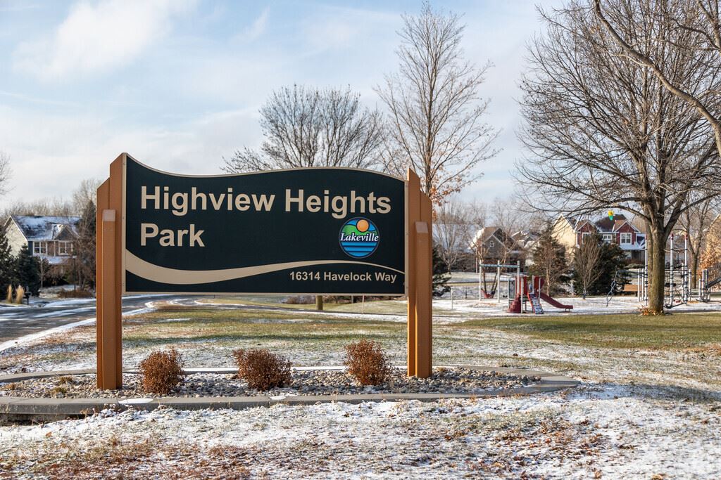 Highview Heights Sign
